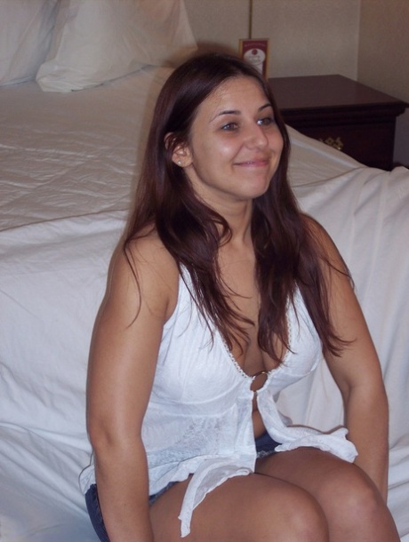 thick amateur sex gallery