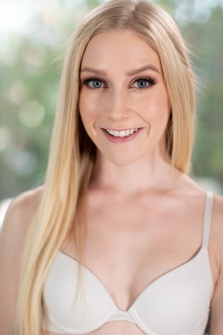 Emma Starletto hd actress archive