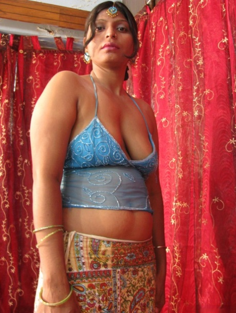 indisk milf hd pretty arkiv