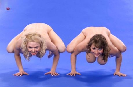 milf flexible art de haute qualité image
