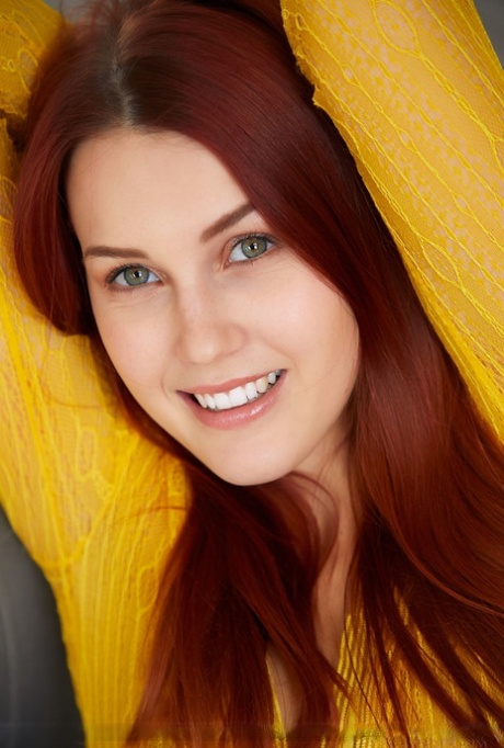 Charlie Red high quality actress pics