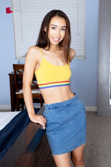 Jackie Rogen art model gallery