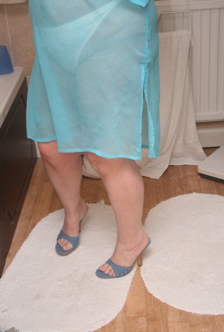 kort hår mogen hd pornografisk bild
