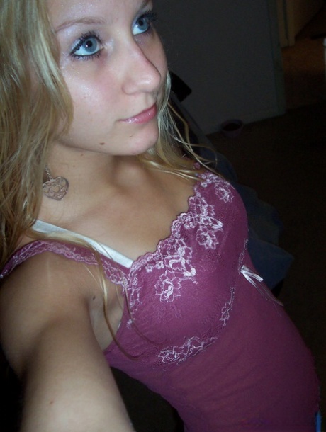 seks lutka porno slike