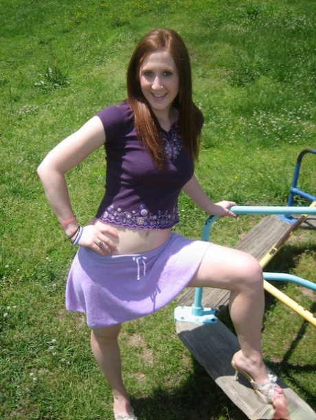 grote tieten gekleed hete hd foto