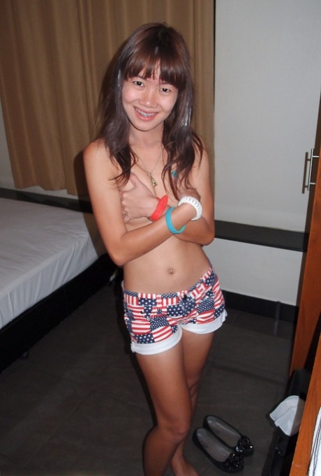 milf s velikim sisama gole img