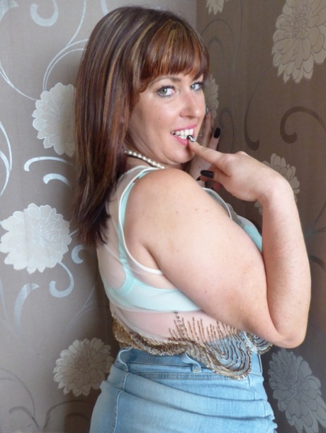 Juicey Janey model nice pics