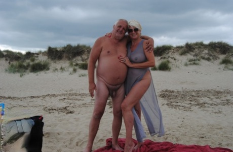 plaža za odrasle besplatni seks img