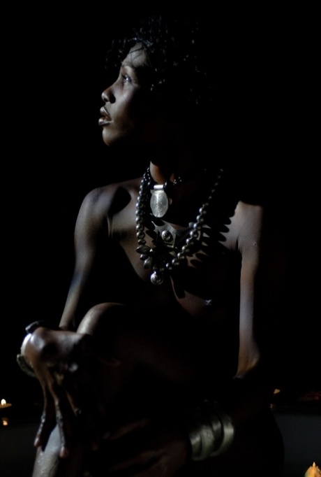 wet ebony porn picture
