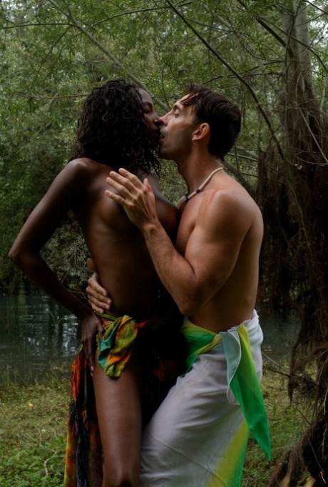 besos de ébano mejor exclusivo fotos
