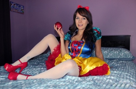 cosplay wanita dewasa telanjang gambar