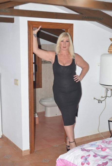 BBW-Dessous hd nackte galerien