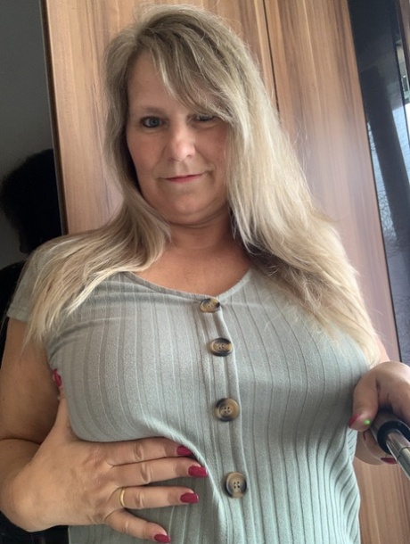 milf-selfie nøgen bedst kollektion