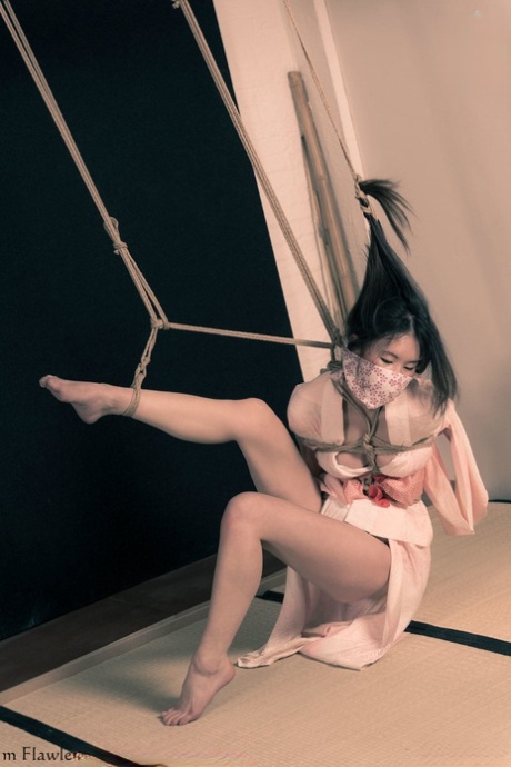schiavitù asiatica erotico pornografico archivio
