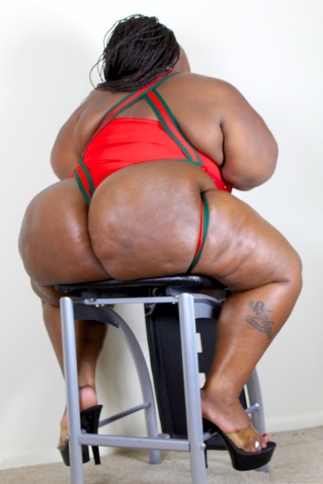 bbw bent over hot naked pics