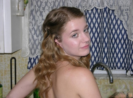Dakota Burns perfect star photos