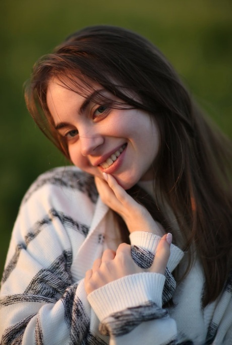 Sofy Bee best model img