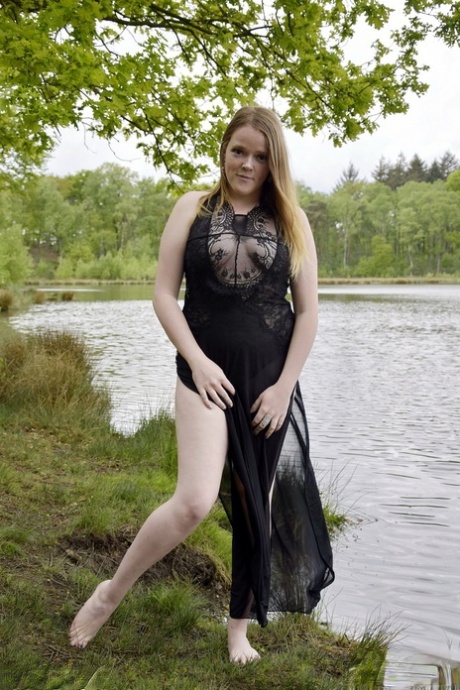 armhåla xxx naken foto