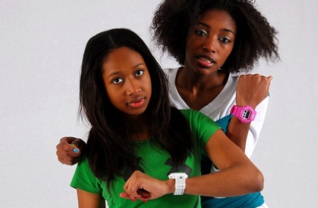 ebony lesbian hot xxx photo