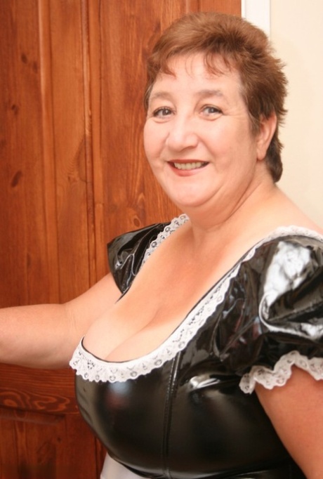 tette naturali della nonna bello esclusivo galleria