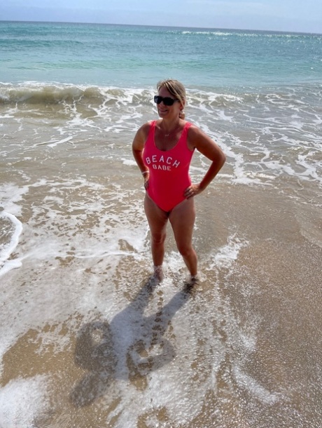 pantai dewasa porno galeri