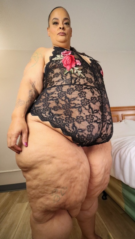 bucmasti bikini vrući seks slika