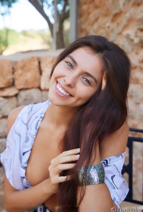 Foxy Alissa pornstar nudes picture