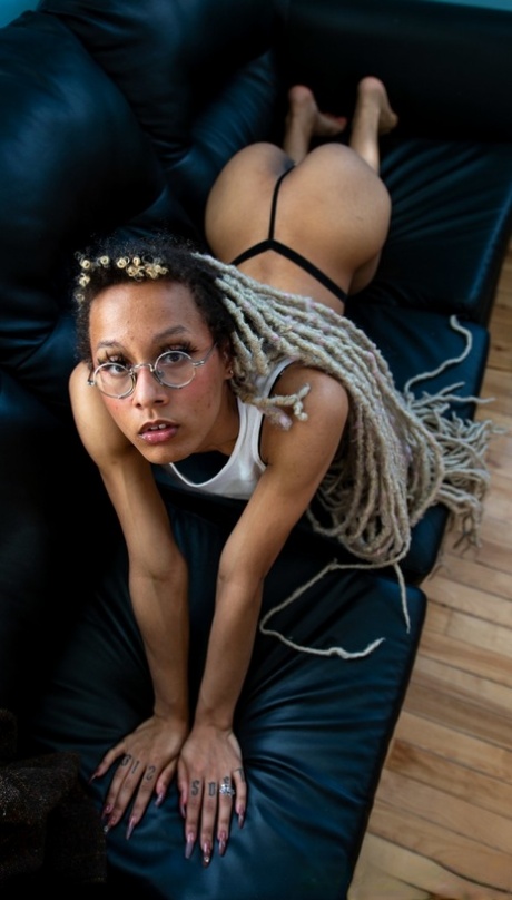 upravená kundička erotické porno obr