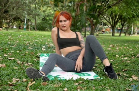 yogabukser spredt varm porno billede