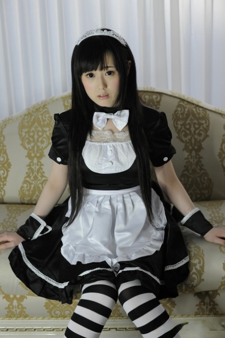 asian maid naked image