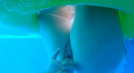 bikini fitness piuttosto pornografico img