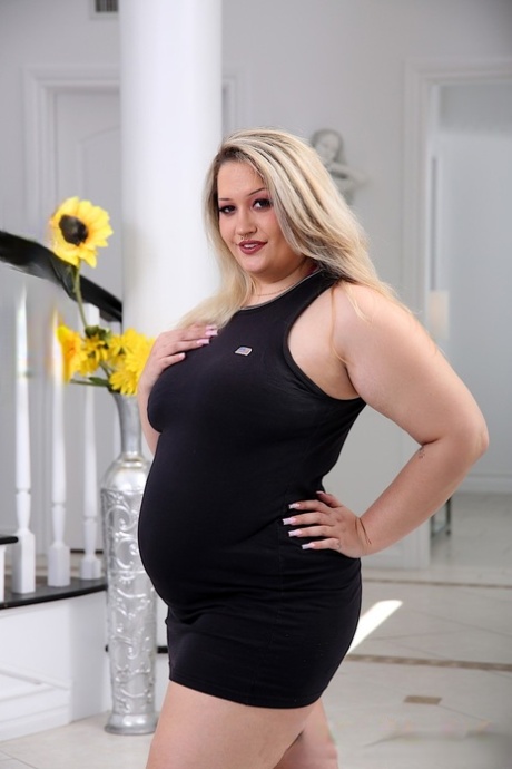fat blonde free xxx pics
