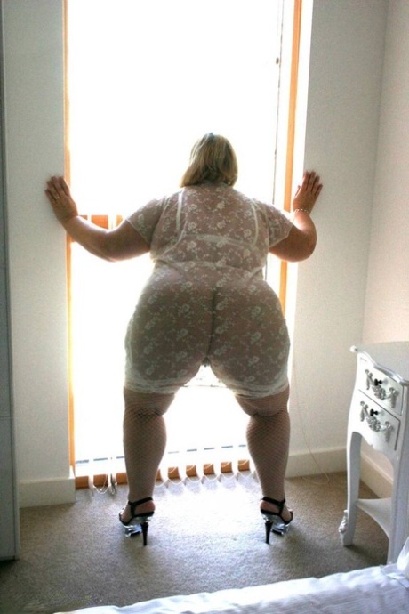 bucmasta pawg erotično galerija
