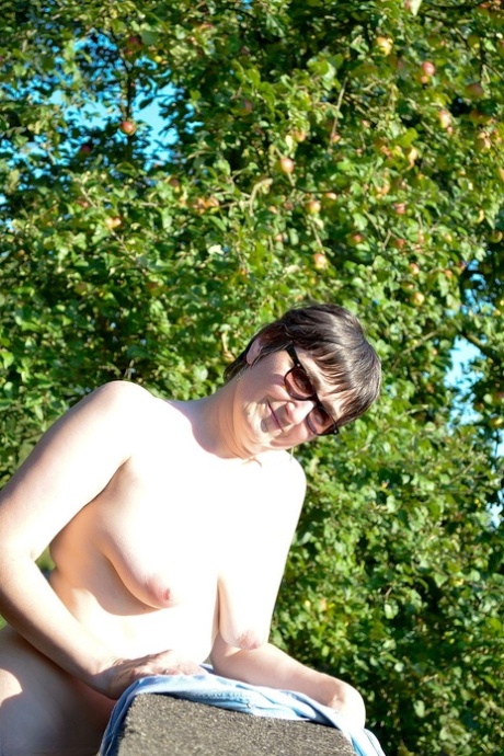 bbw glasses nice picture