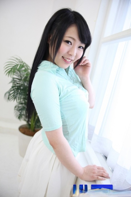 亚洲裙子 美麗的 畫廊