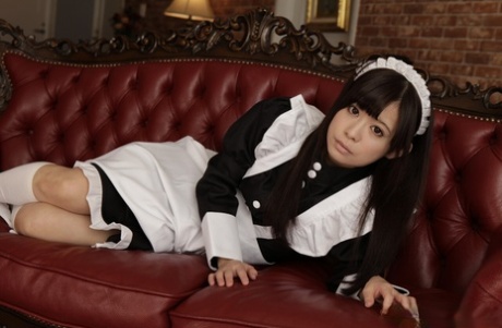 asian maid nudes archive