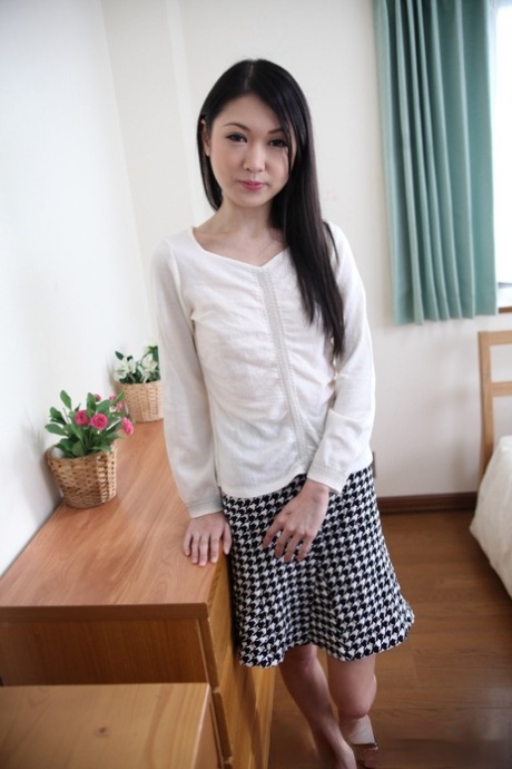 tynd asiatisk Perfekt billeder