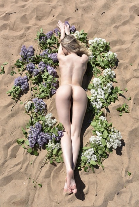 cute ass art porn picture