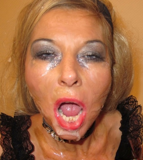 Blondie Blow sex star pics