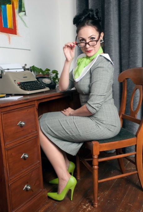 Sophia Delane star art photo