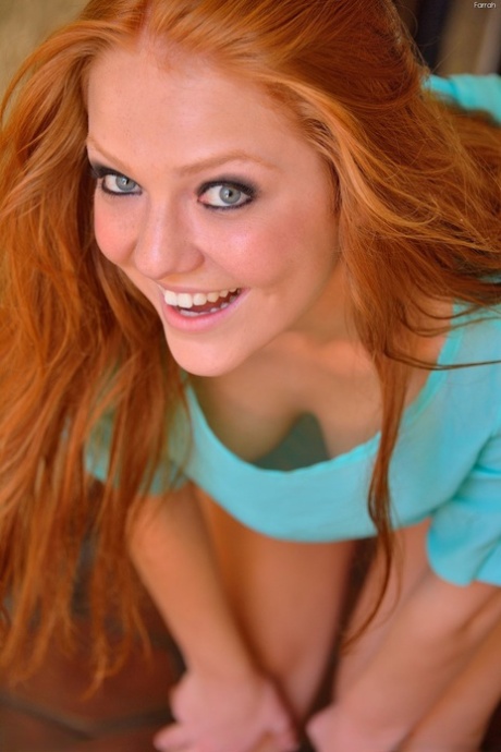 Farrah Flower exclusive star photo