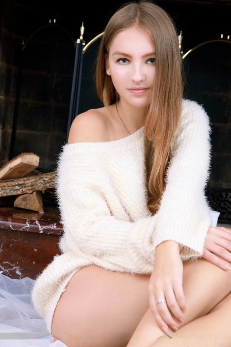 Izabel Ahe hot model archive