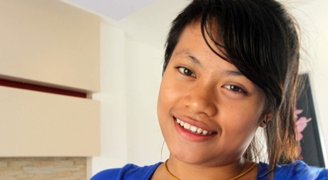 ใบหน้าของคนเอเชีย สวยเปลือย รูปภาพ