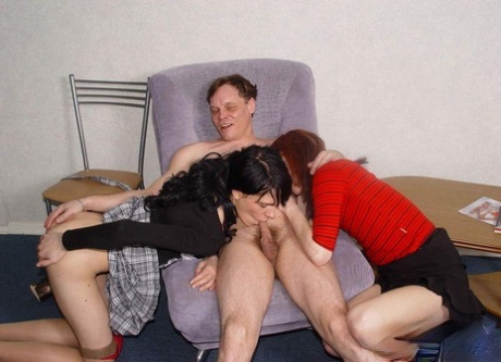crossdresser free nude images
