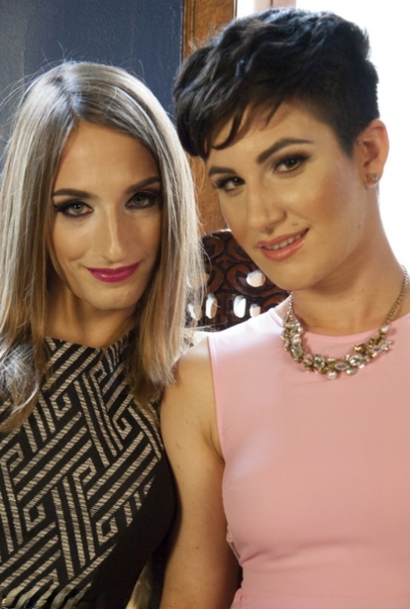 Transvestiten-Weichei freie sexy bilder
