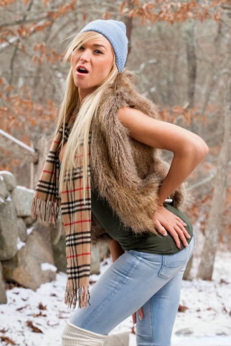 Connor Maguire sex star pics