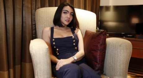 Ladyboy Sofie hd actress pic