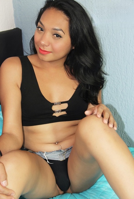 Tiara Tiramisu model photo
