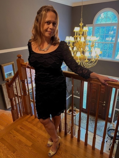 mature dress pornographic pictures