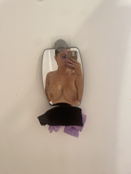 selfie de peitos grandes pornô quente imagens